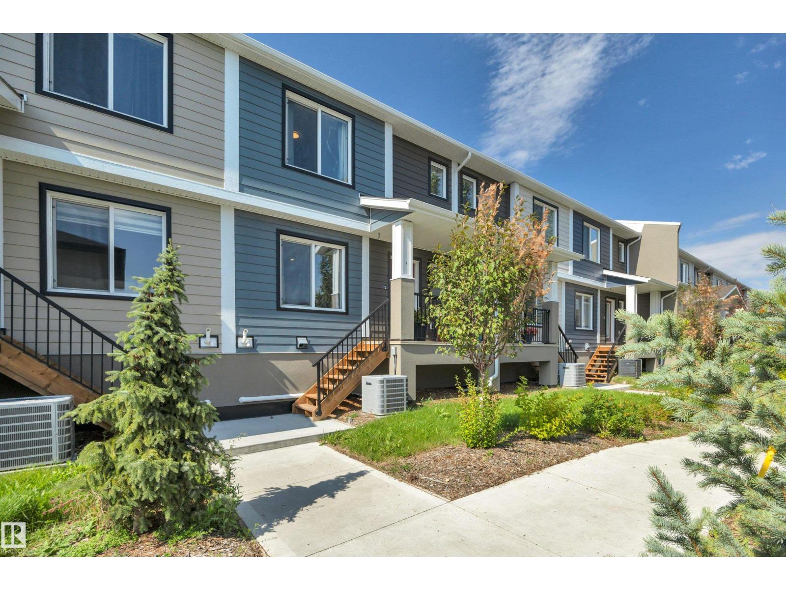 #4 9250 156 Av NW photo 2 — MLS® E4505439