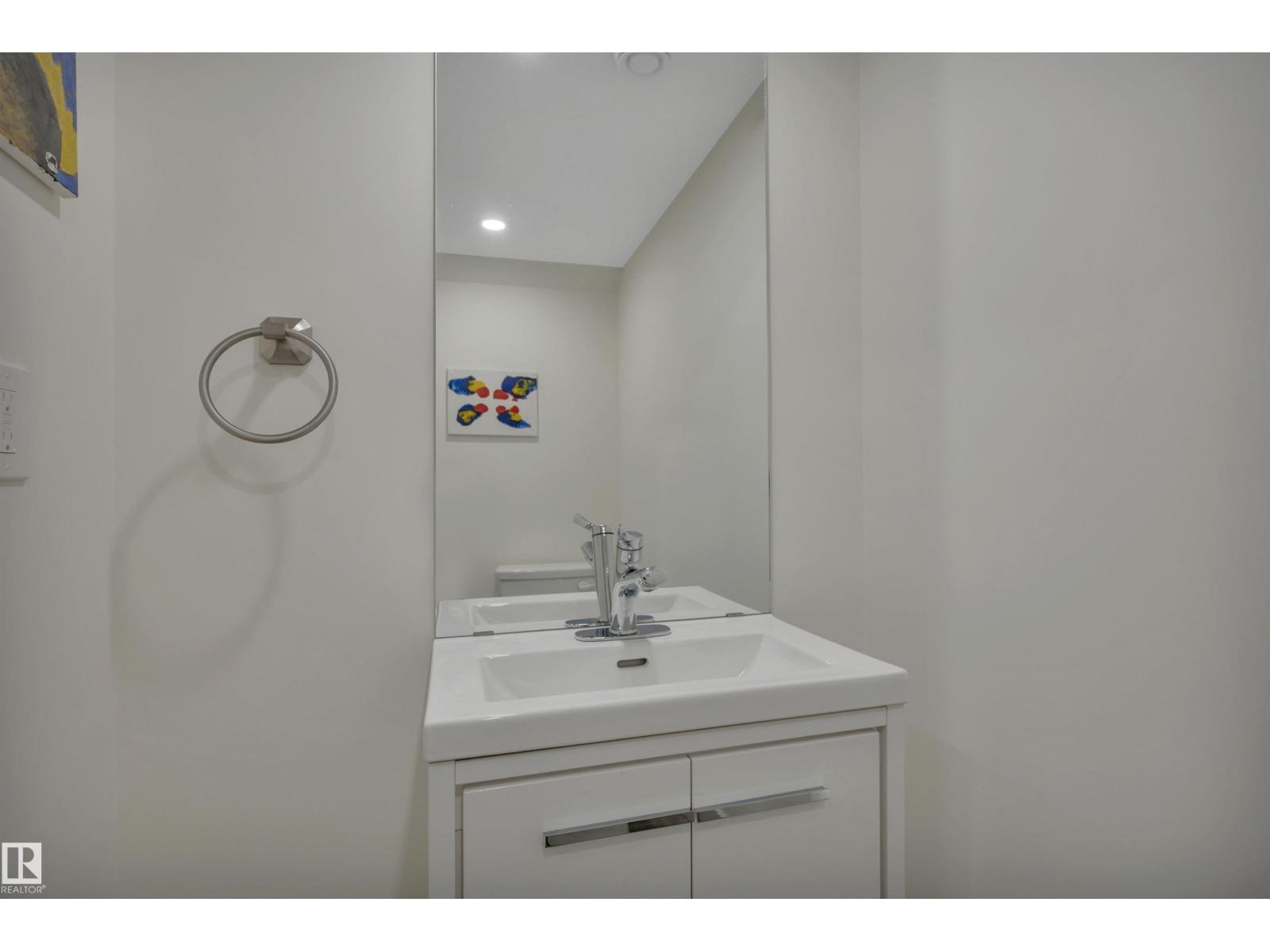 #4 9250 156 AV NW - Image 39