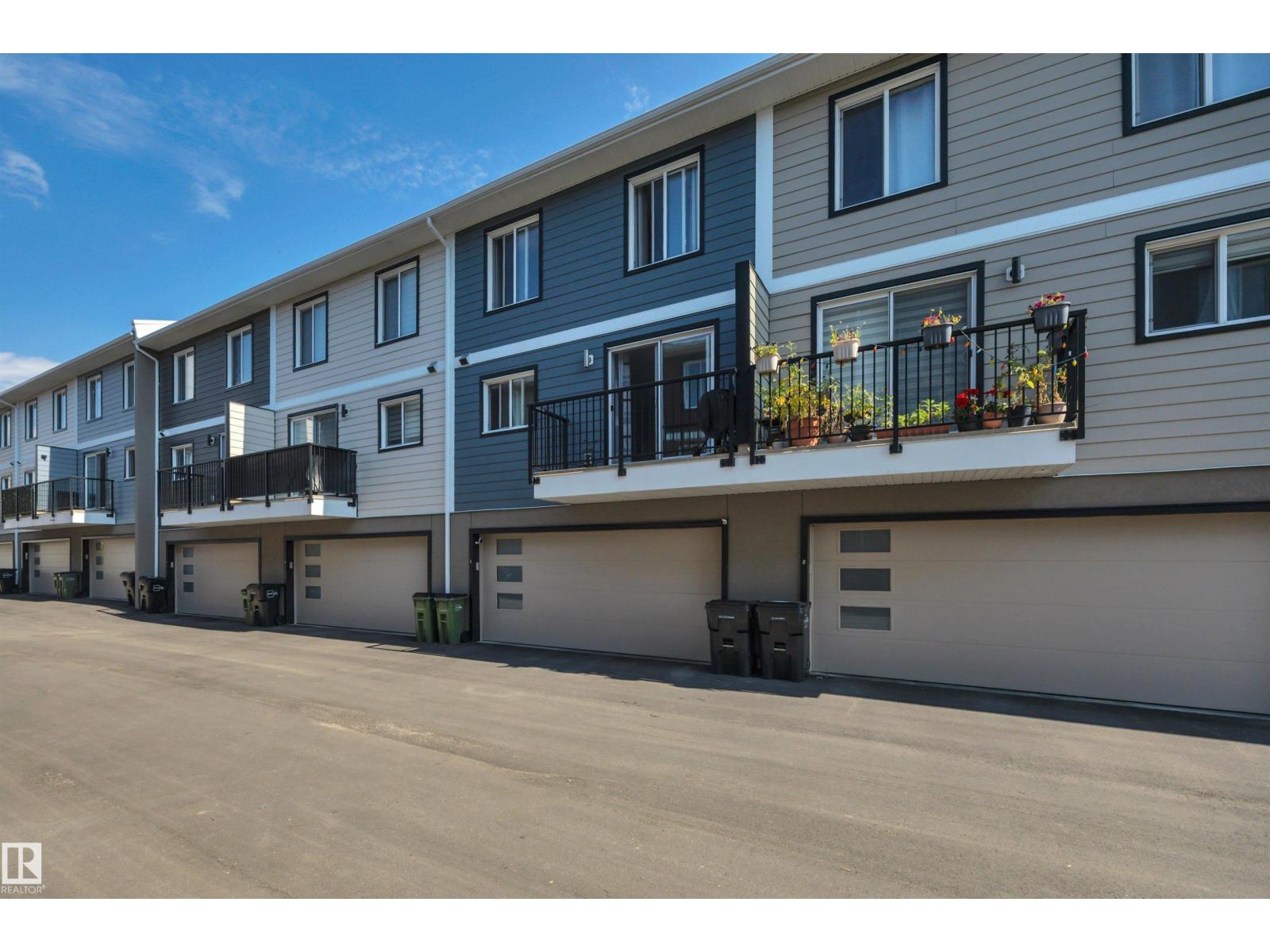 #4 9250 156 AV NW - 41