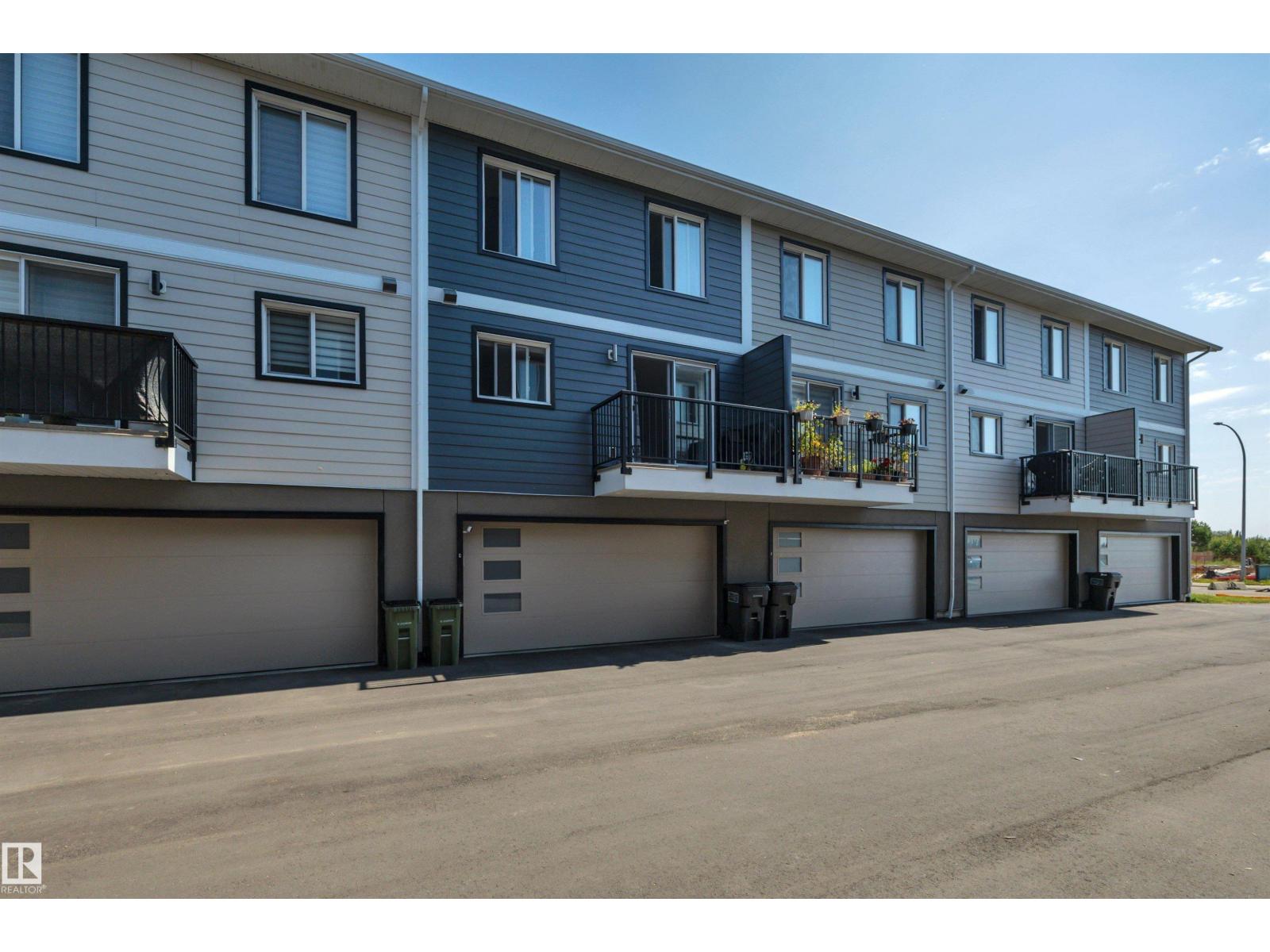 #4 9250 156 AV NW - Image 42
