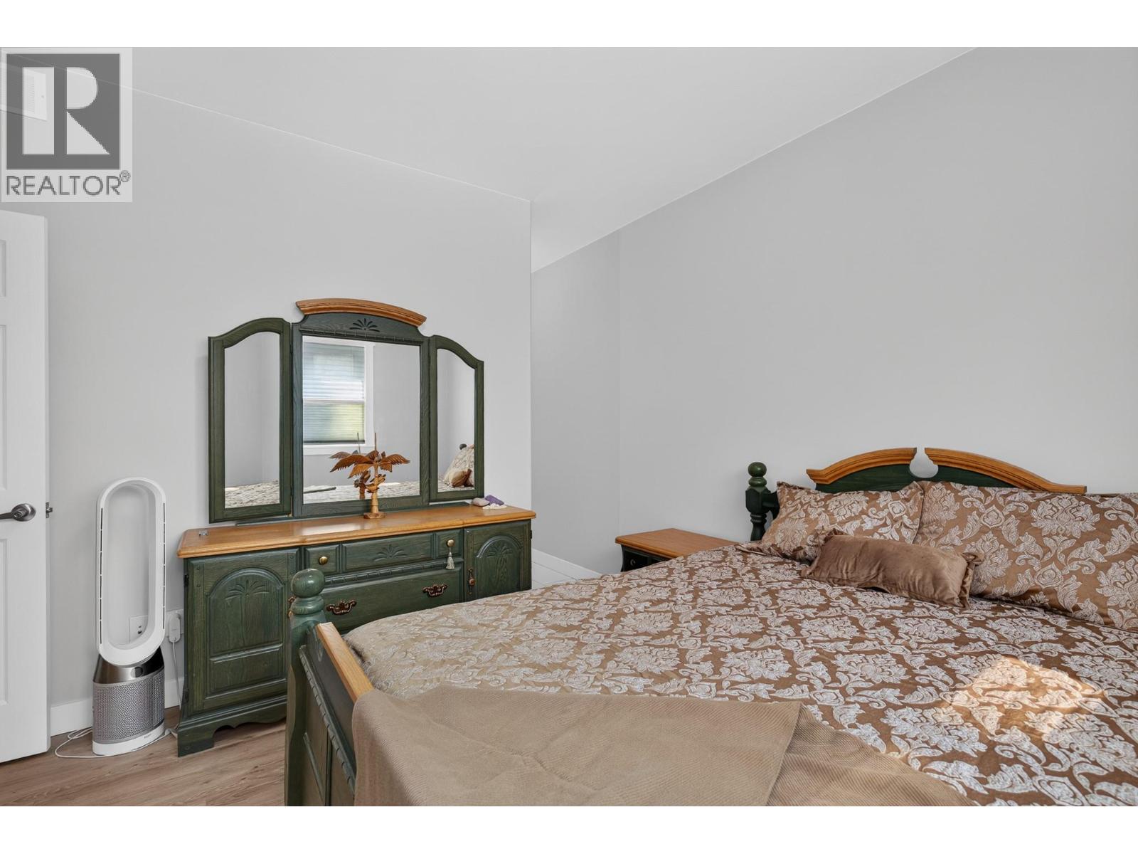 10818 Westshore Road, Vernon