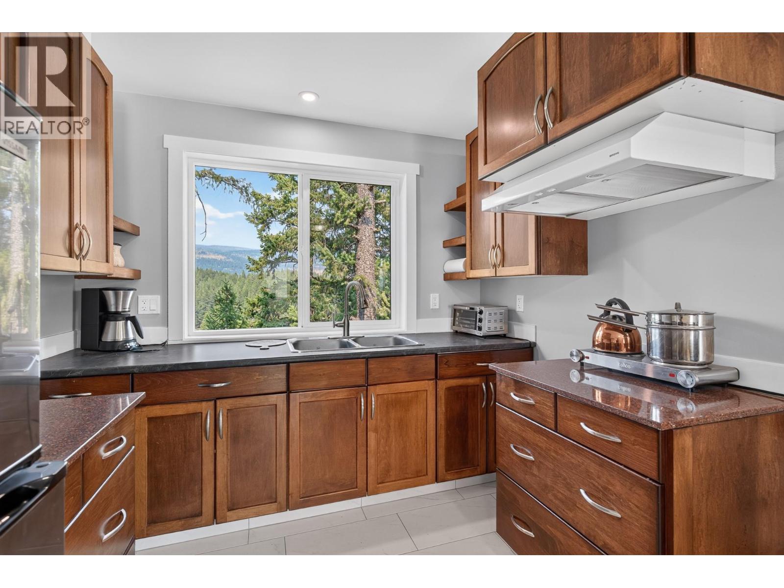 10818 Westshore Road - 35