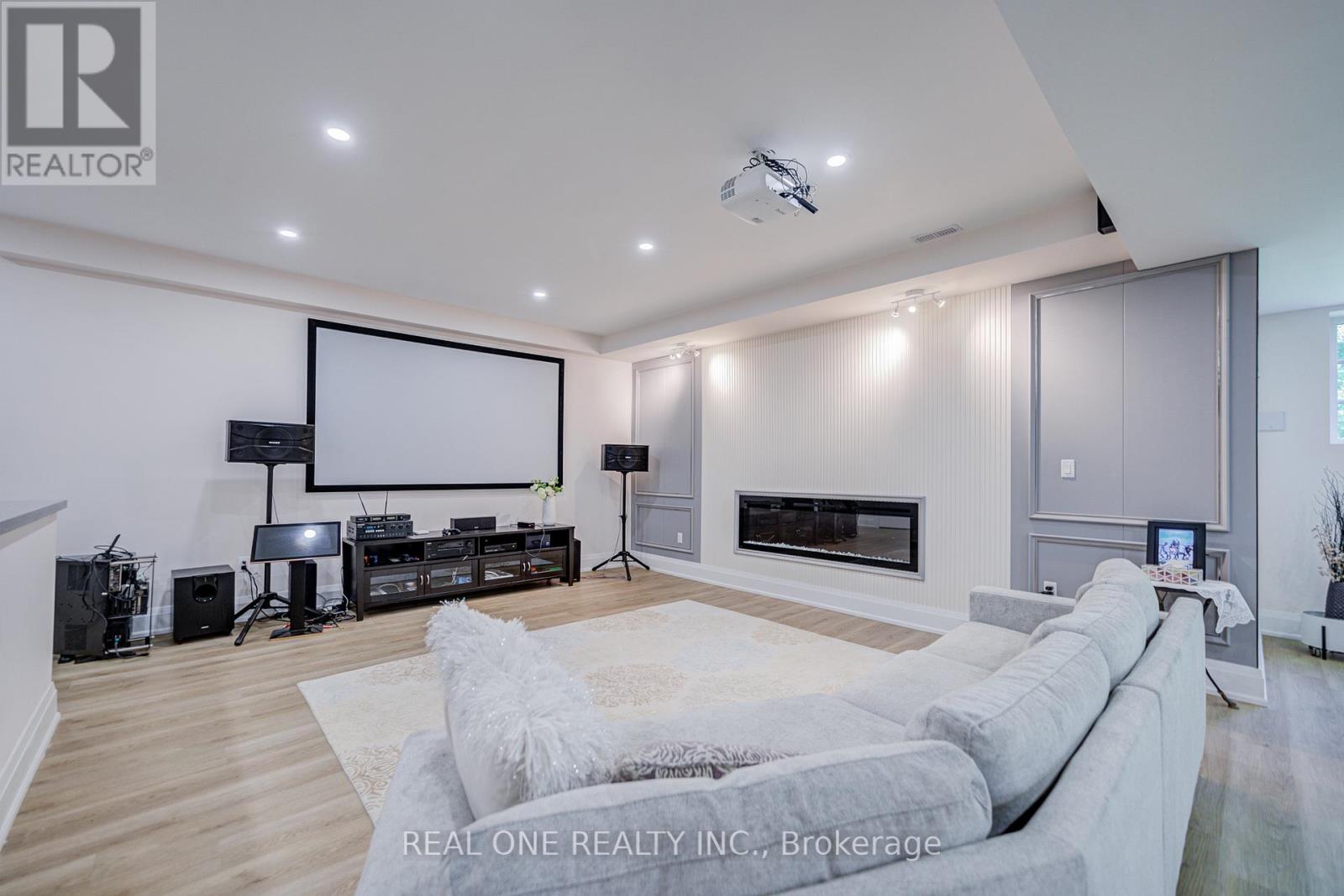 421 FLAMINGO ROAD - Image 41