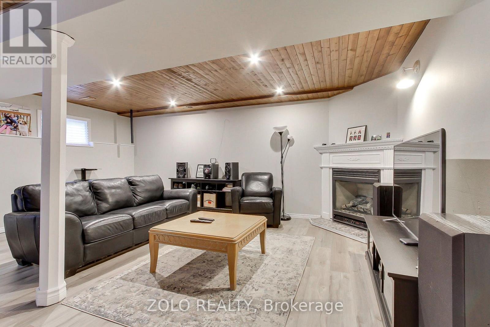 545 COLYER STREET - Image 15