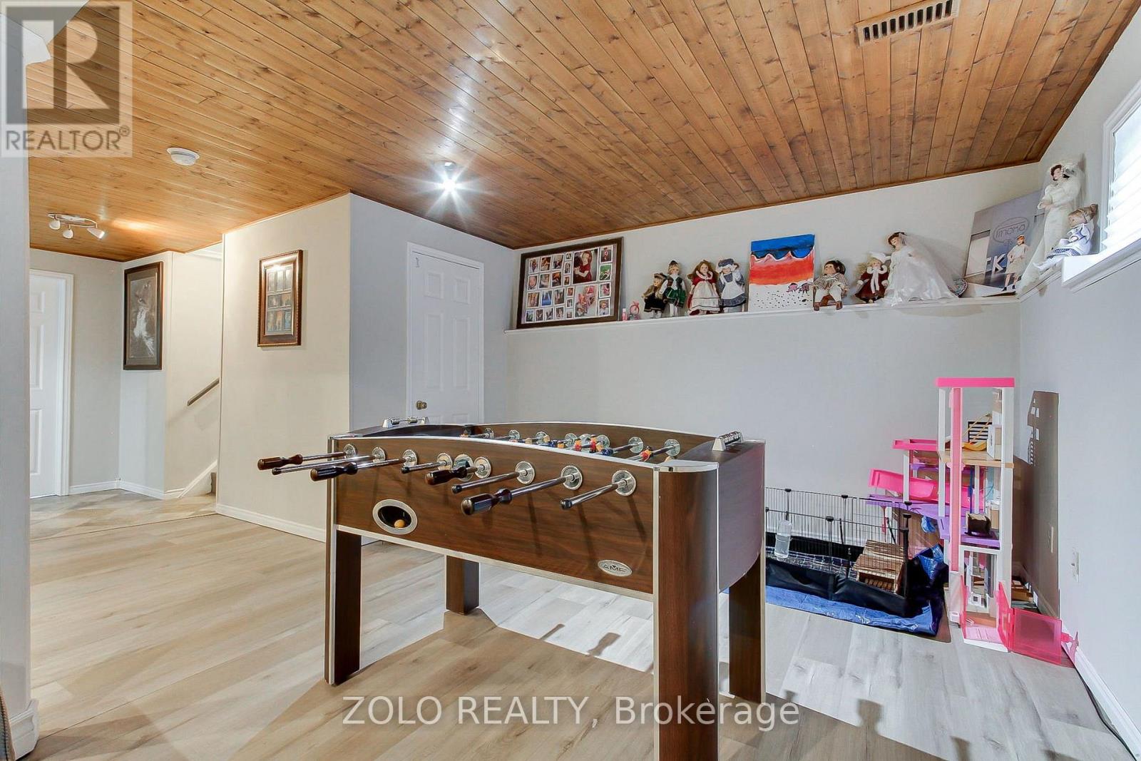 545 COLYER STREET - Image 17