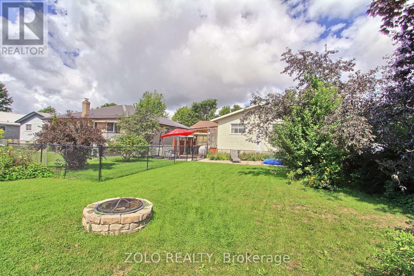 545 COLYER STREET - 22