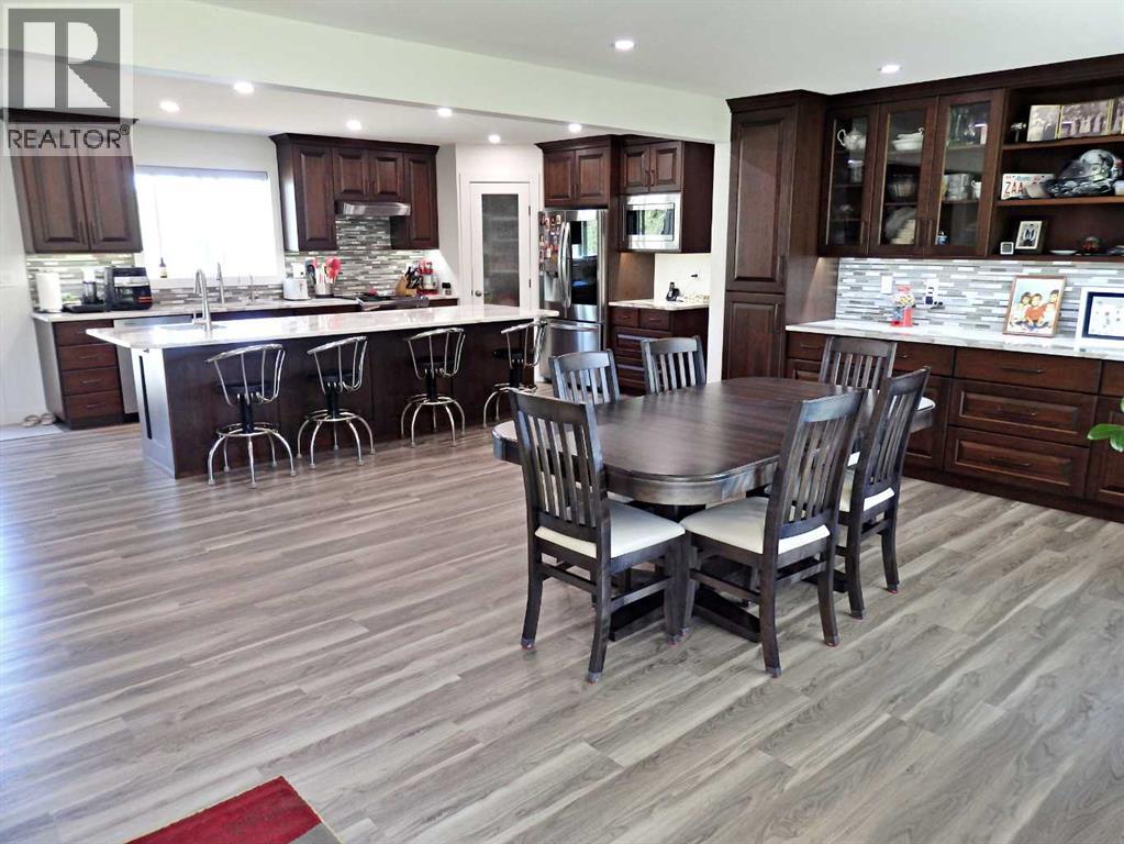 5922 52 Avenue - Image 8