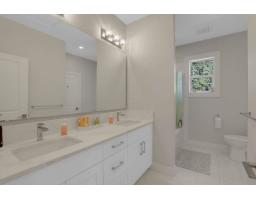 15785 Cranley Drive, Surrey, BC V4A5C3 Photo 23