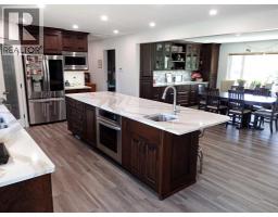 4pc Bathroom - 5922 52 Avenue, Vermilion, AB T9X1X3 Photo 10
