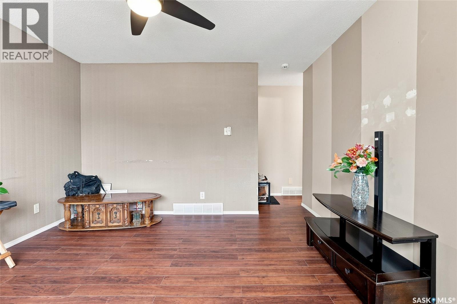 96 Patterson CRESCENT - 4
