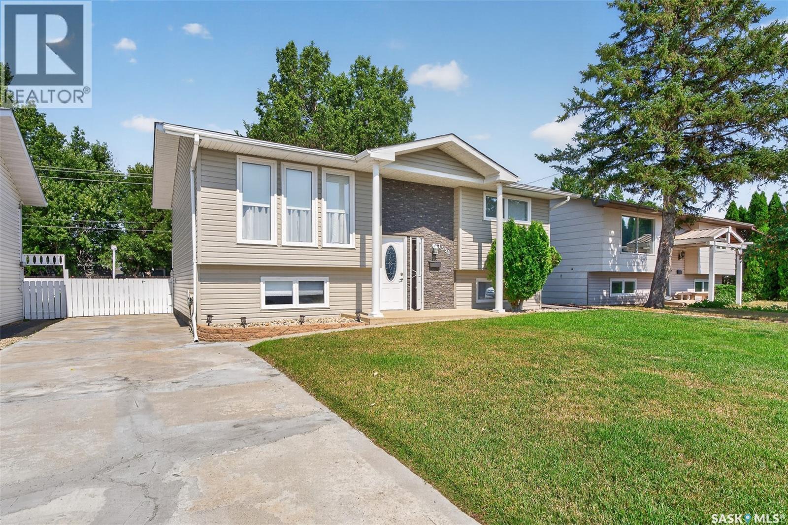 1338 Glendale STREET - 2