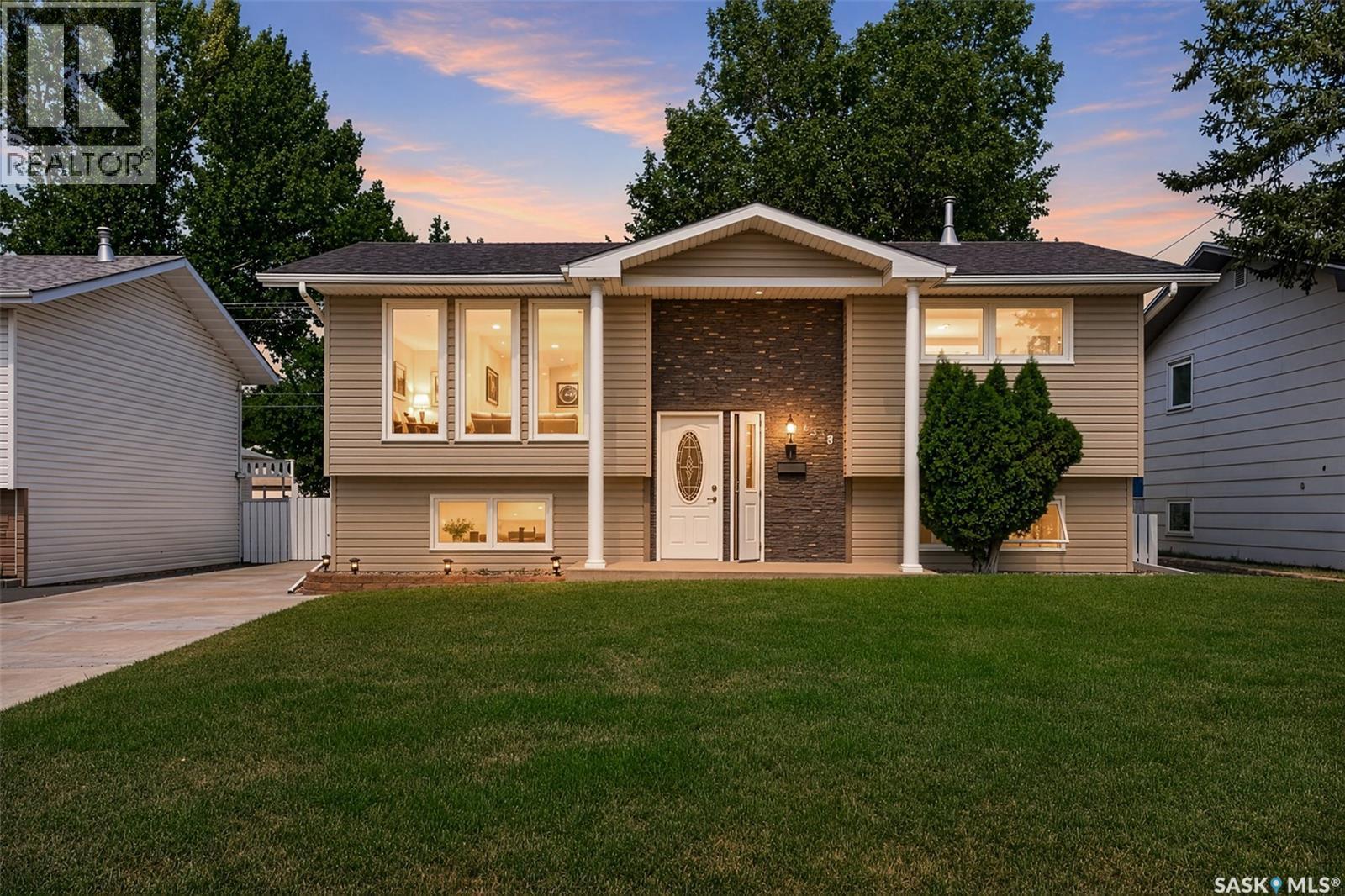 1338 Glendale STREET - Image 3