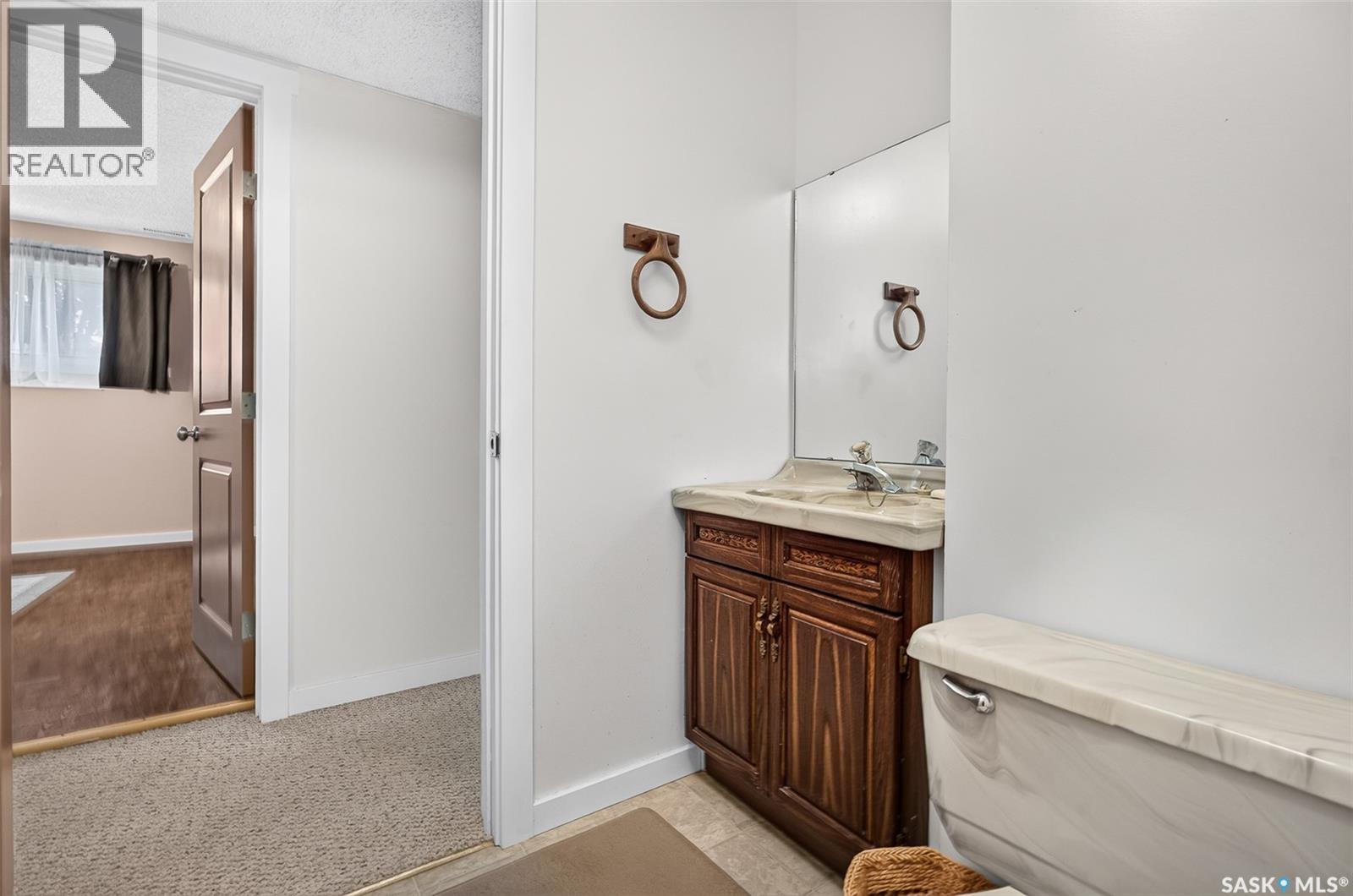 1338 Glendale STREET - Image 37
