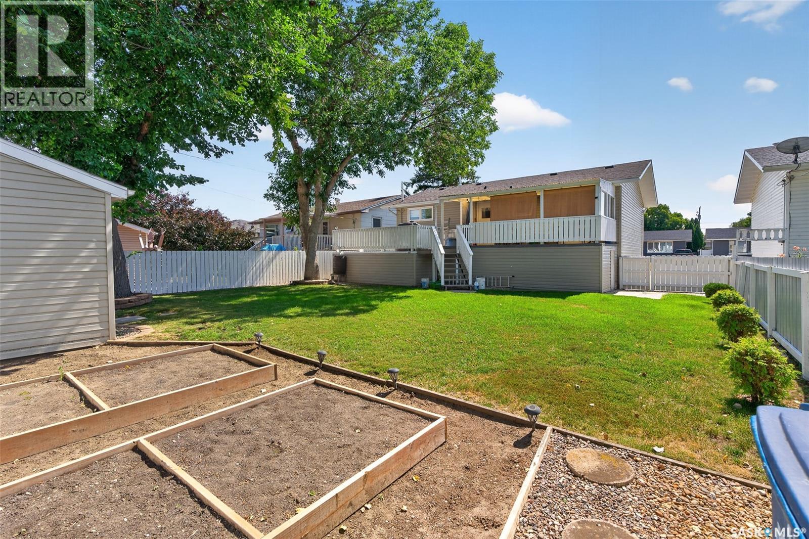 1338 Glendale STREET - 52