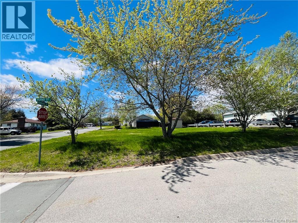 390 Edward Street, Miramichi, New Brunswick, E1V2Z4, Miramichi, New Brunswick — photo 3 of 4