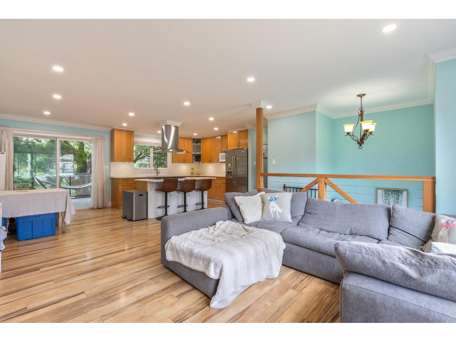 4 Bed, 2 Bath House for Sale in Surrey – 5813 180 STREET, Surrey – MLS# R3158372 - Image 9