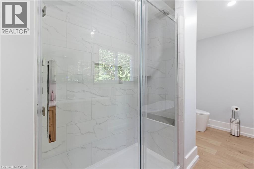 199 WINSTANLEY Street - Image 30
