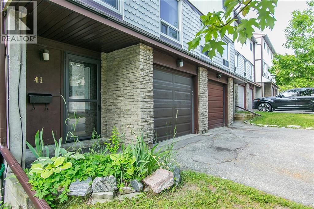 #41 80 OLD COUNTRY Drive - 2