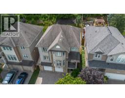 563 Woolgrass Avenue, Waterloo, ON N2V2Y2 Photo 38