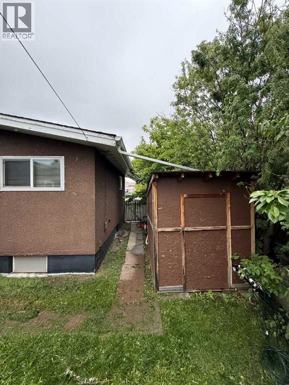 4603 Edmonton Trail NE - 8