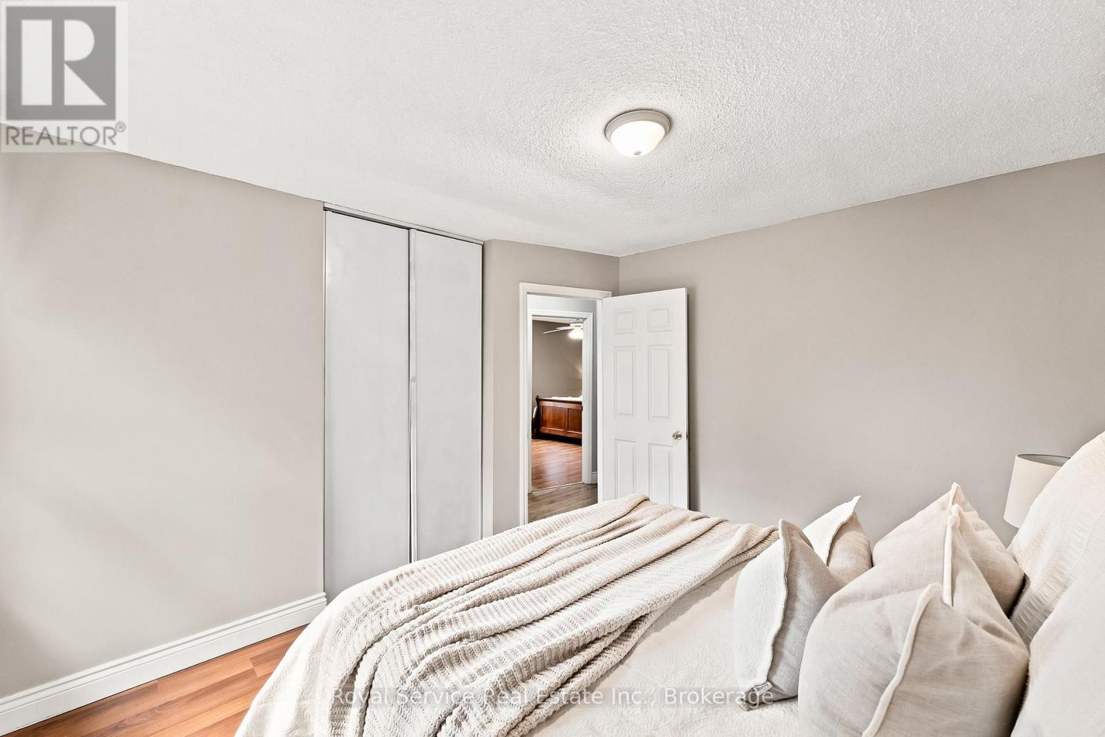 640 HILLCROFT STREET - Image 35