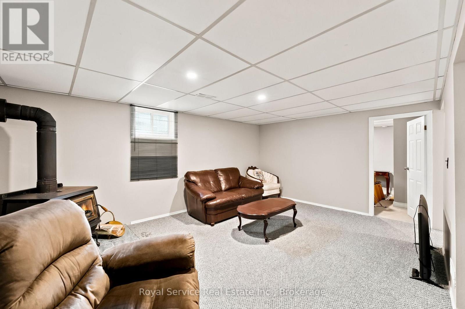 640 HILLCROFT STREET - Image 41
