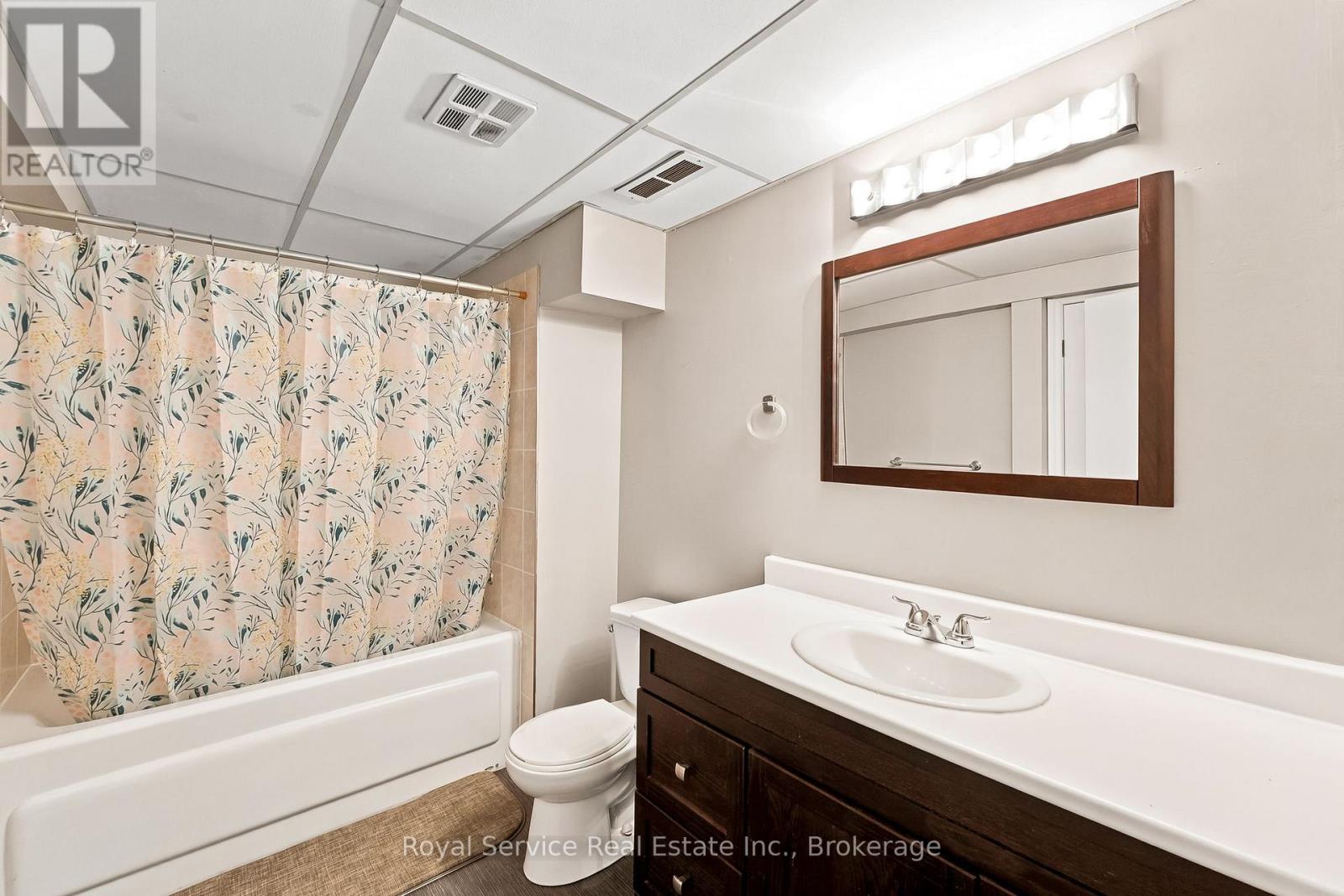 640 HILLCROFT STREET - 42