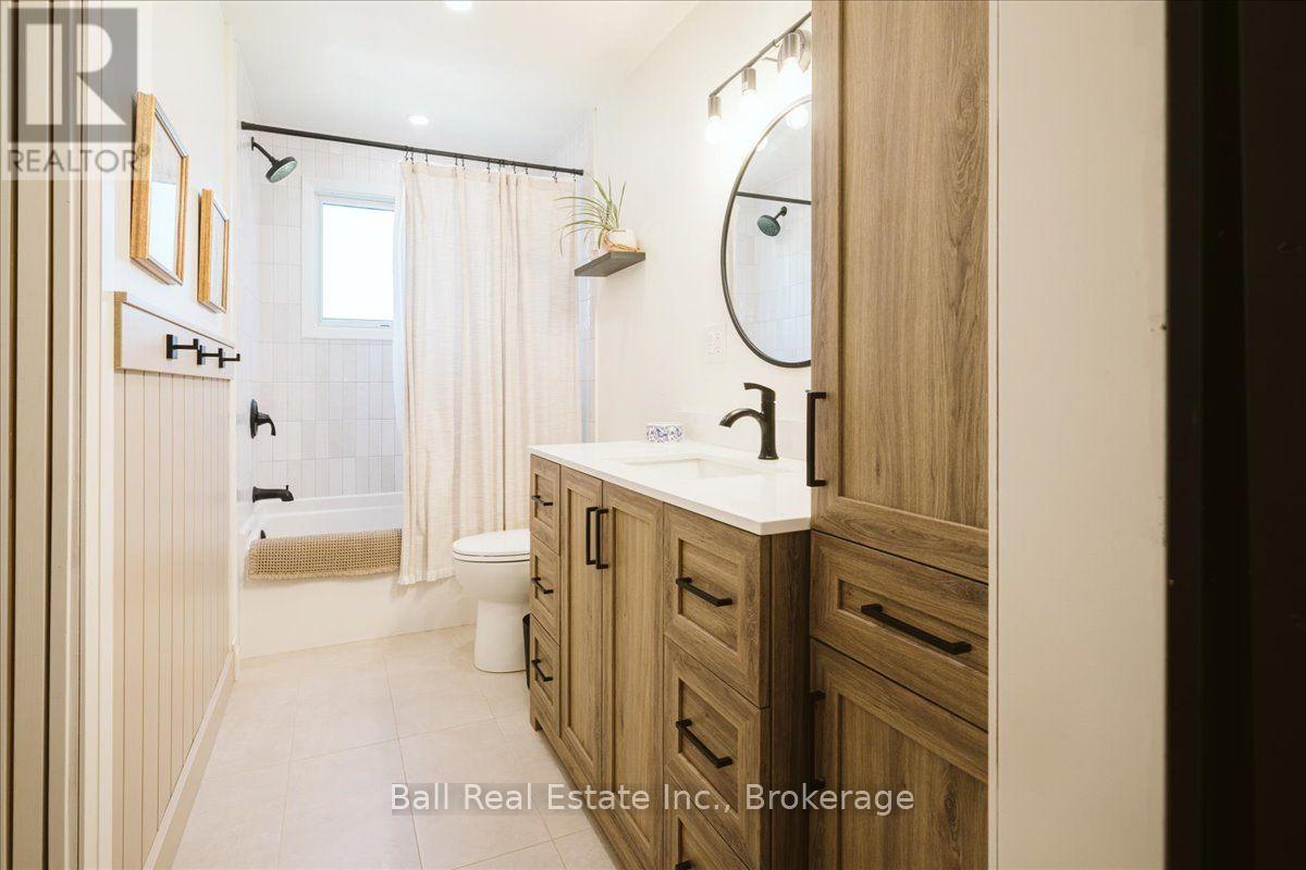 78 LAKESHORE BOULEVARD - 18