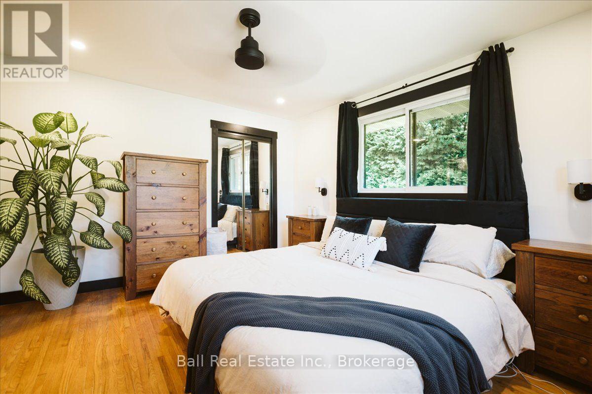 78 LAKESHORE BOULEVARD - Image 20