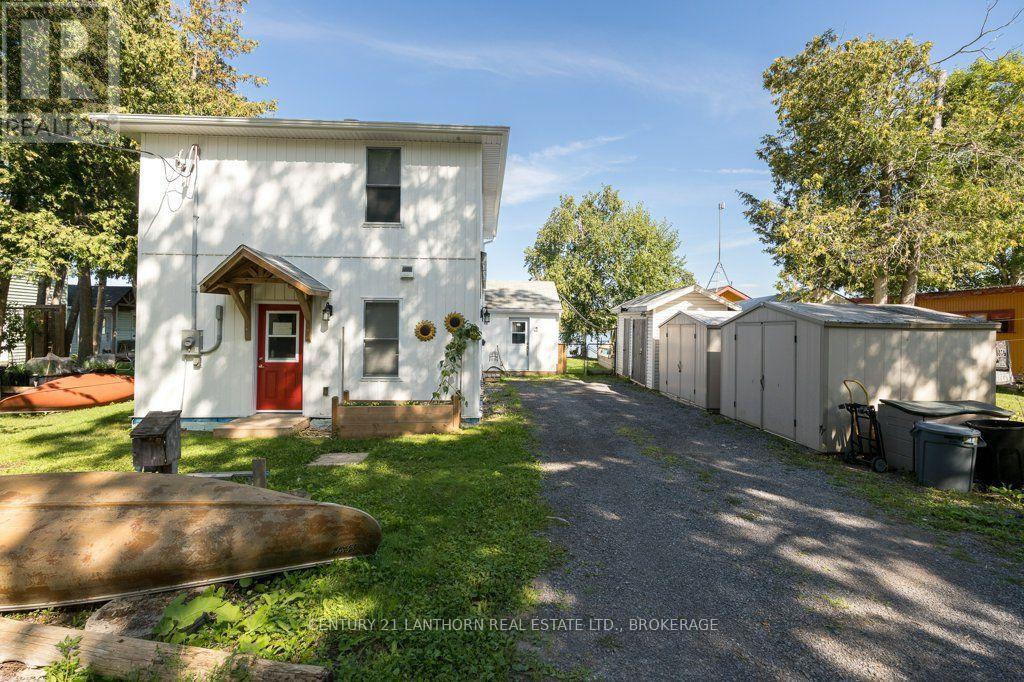 74 COTTAGE LANE - 2