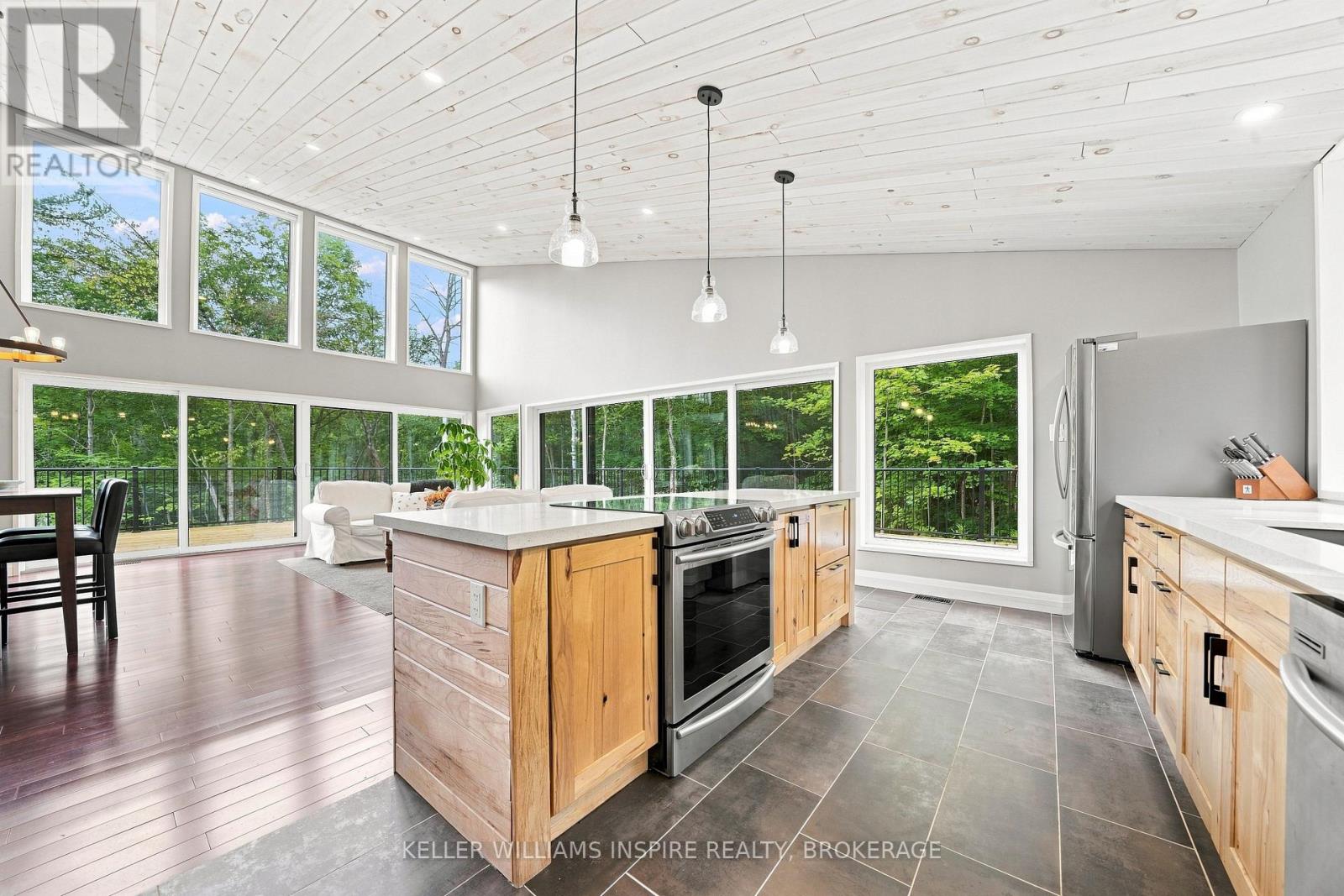 866 GODOLPHIN ROAD - Image 16