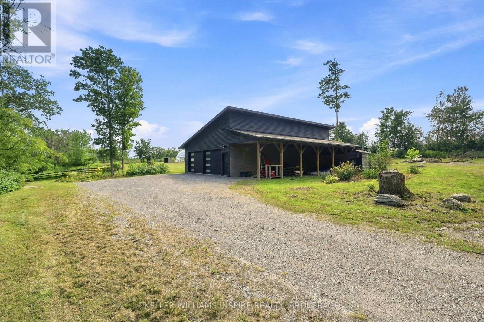 866 GODOLPHIN ROAD - Image 44