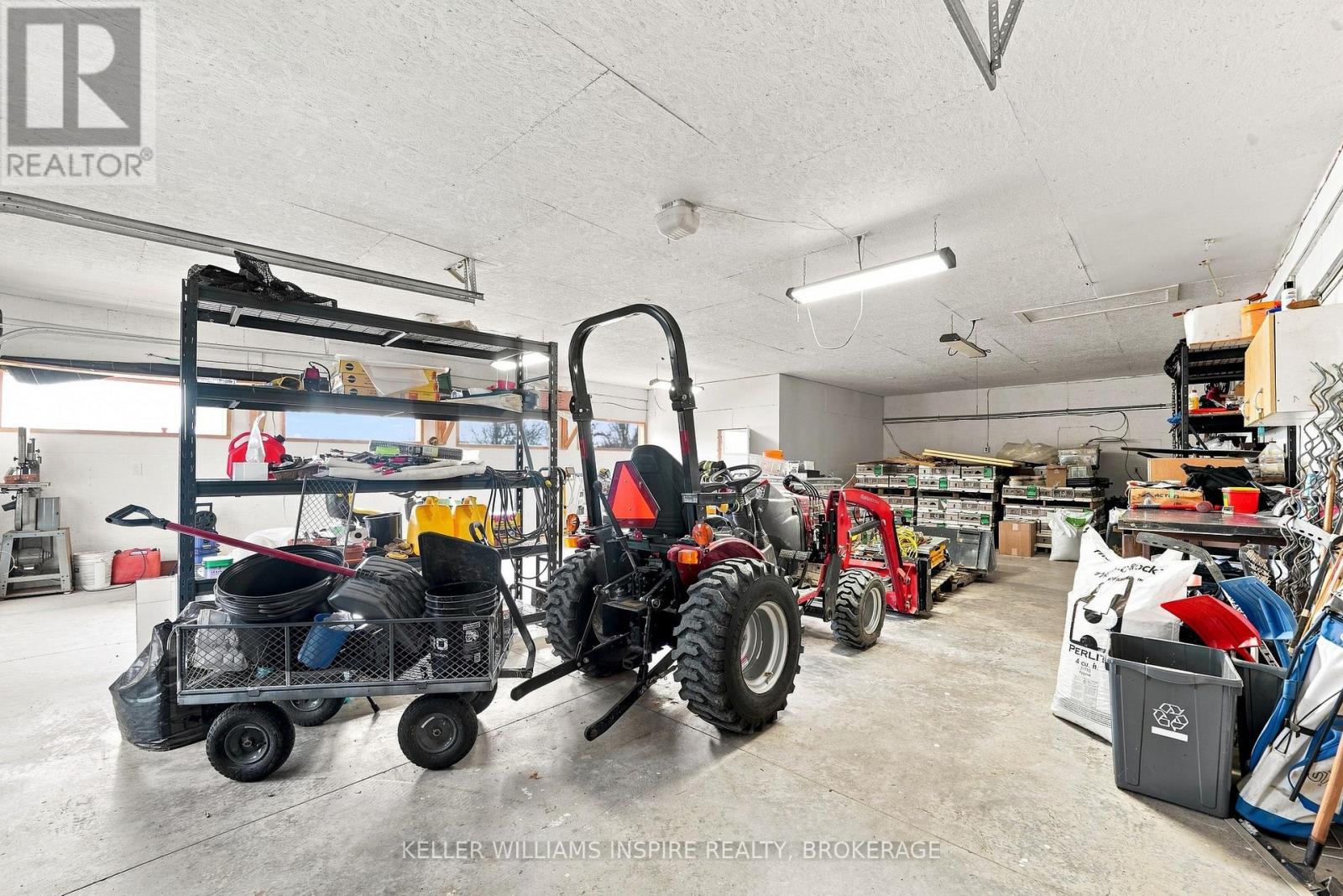 866 GODOLPHIN ROAD - Image 45