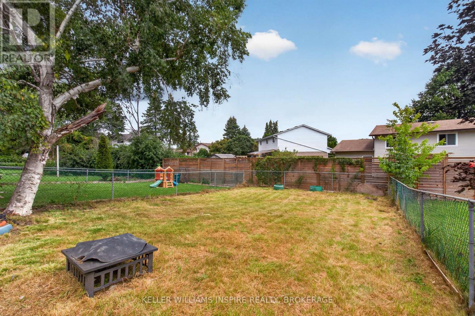 776 GROUSE CRESCENT - Image 23