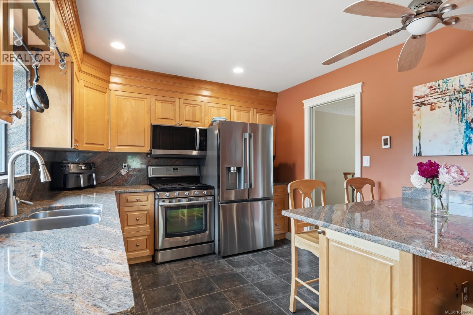 3445 Cobble Hill Rd - 12