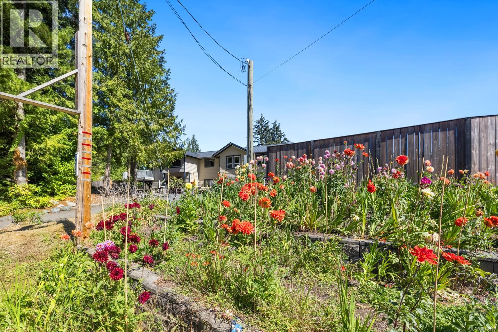 3445 Cobble Hill Rd - 2