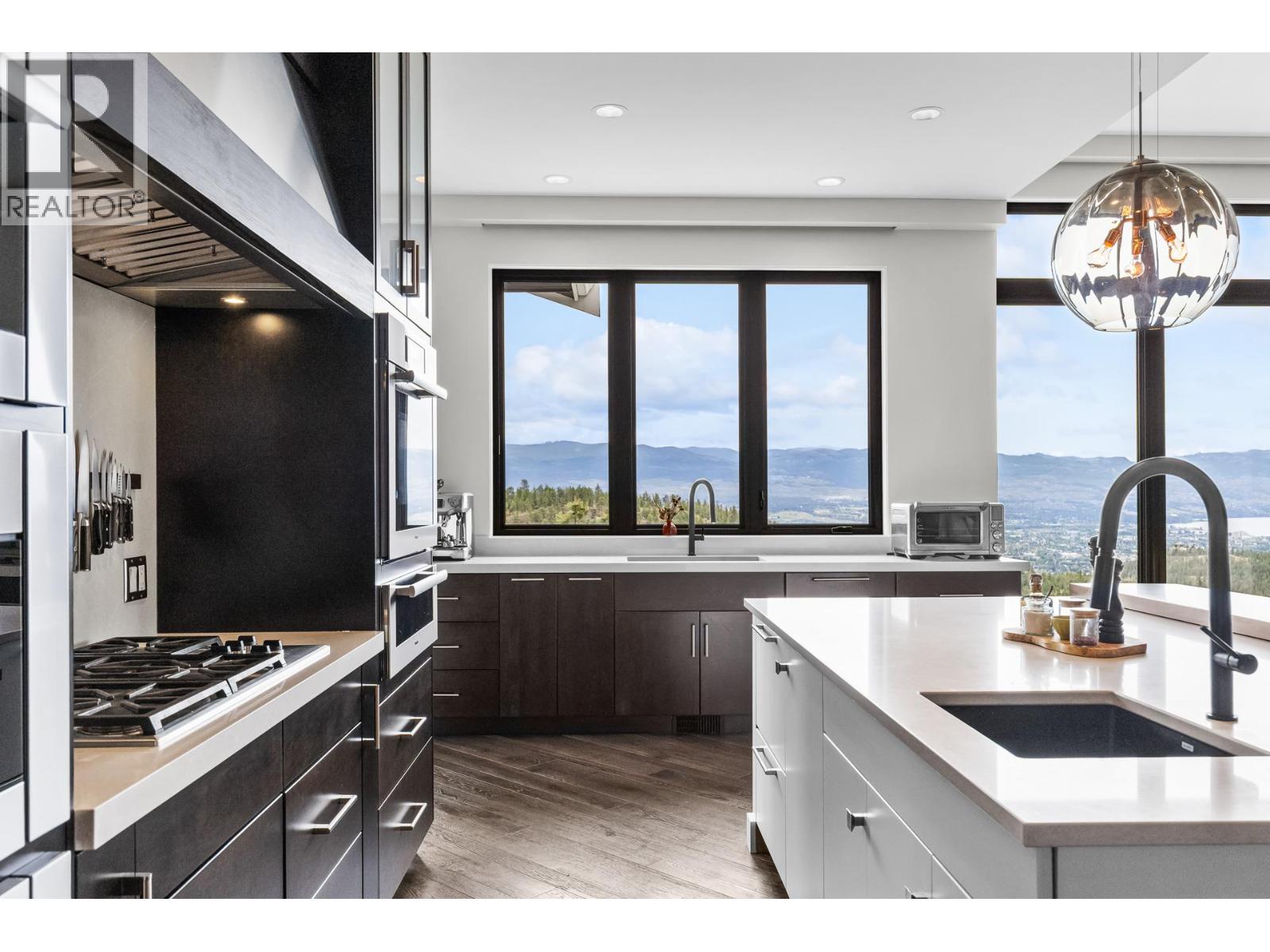162 Skyland Drive - Image 43