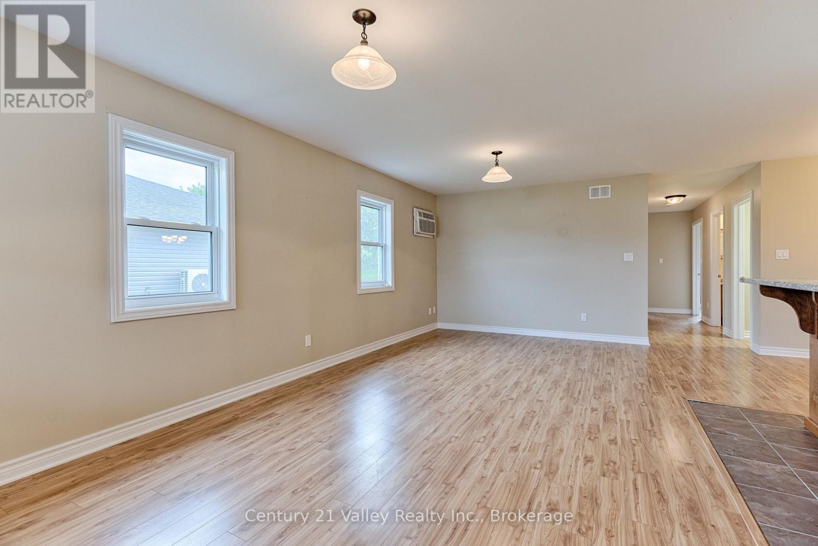 528B WELLINGTON STREET - Image 3