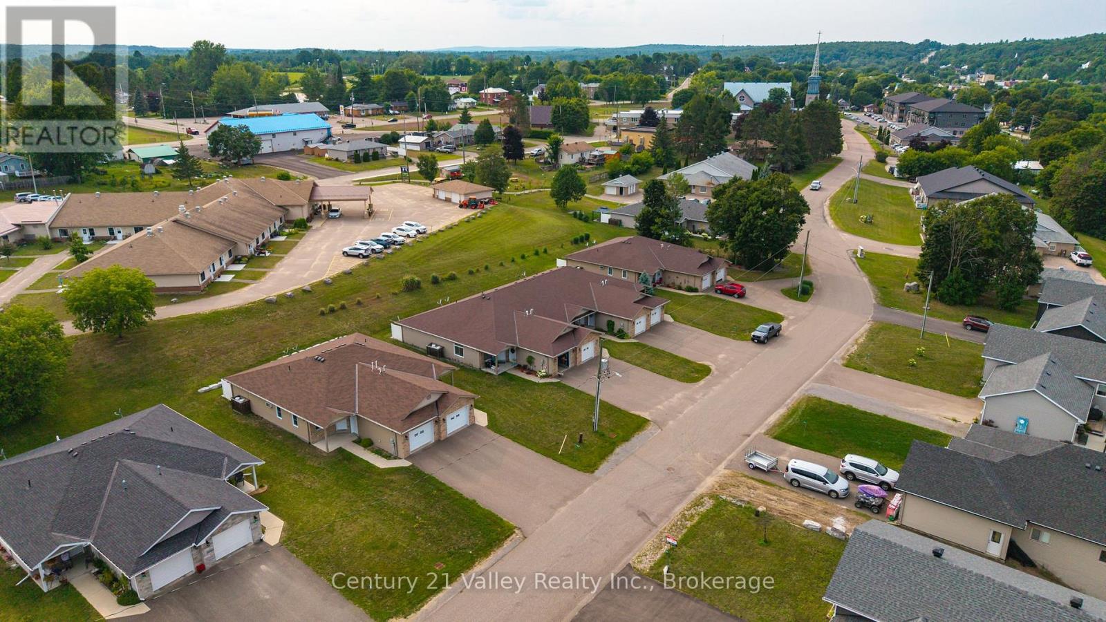 528B WELLINGTON STREET - 31