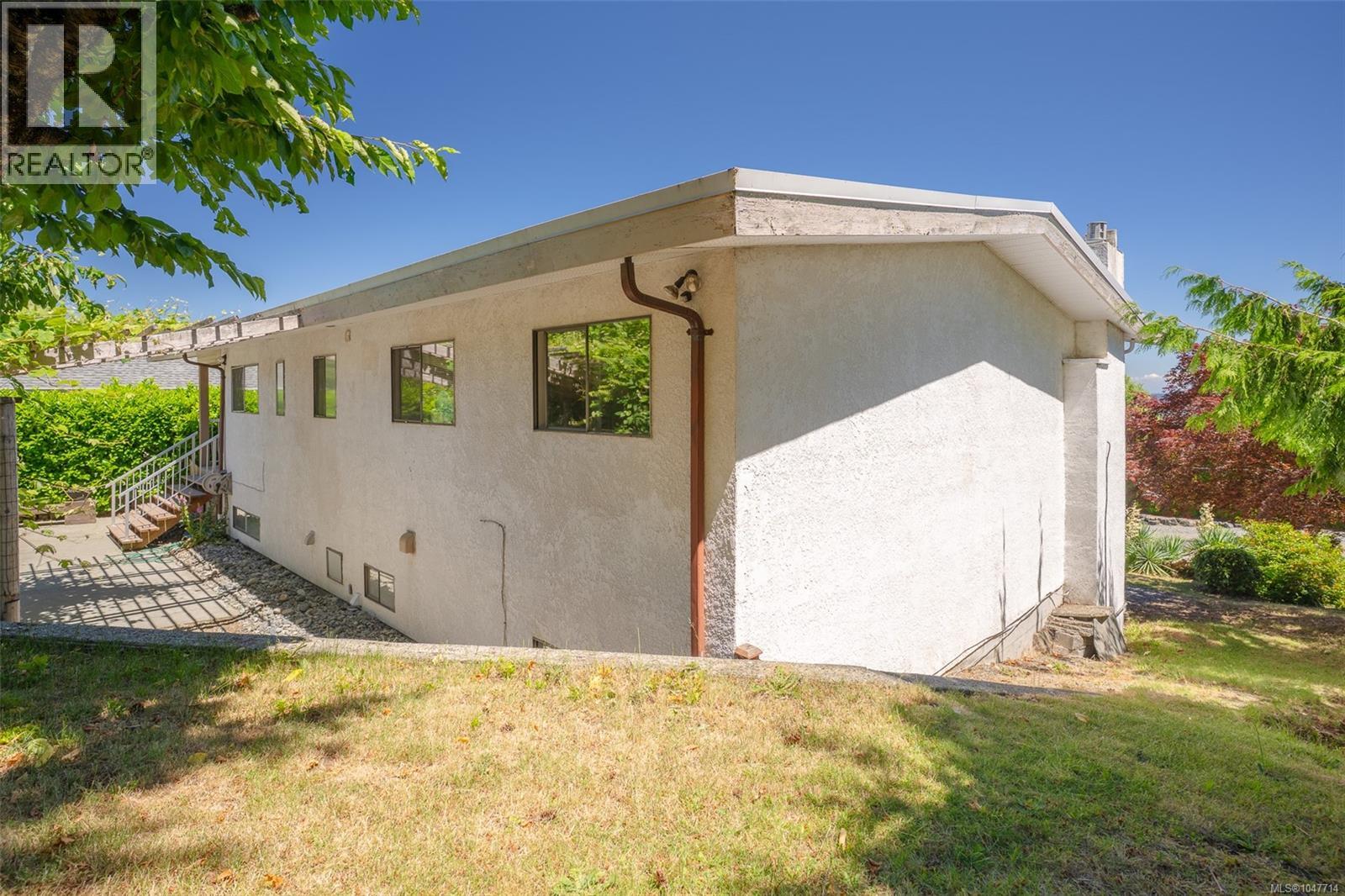 375 Cariboo Dr - 57