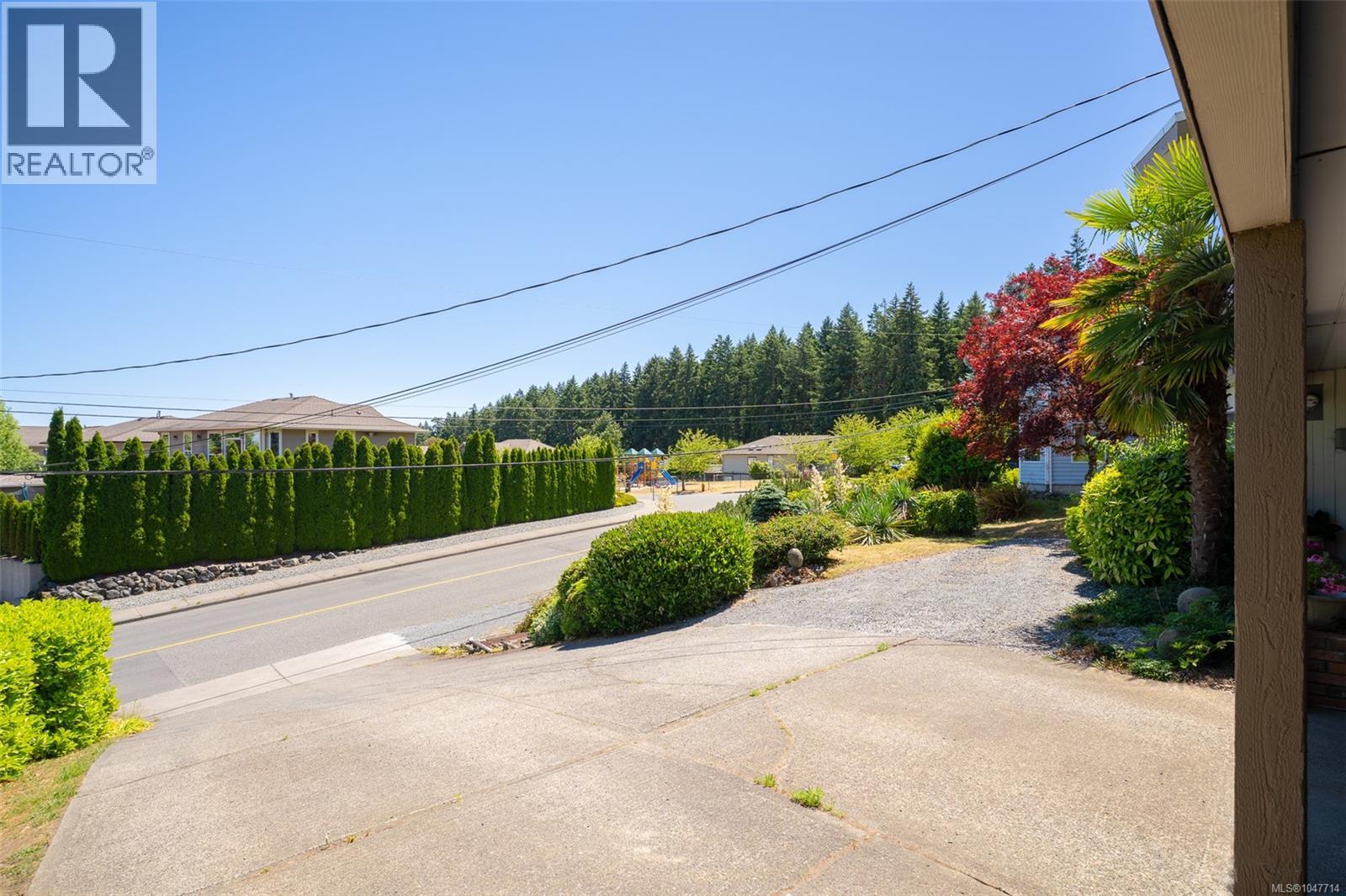 375 Cariboo Dr - 9