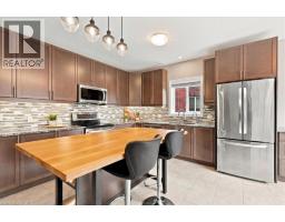 921 Eden Oak Court, Kitchener, ON N2A0H4 Photo 14