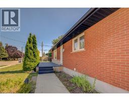 4pc Bathroom - 161 Kipling Avenue, Kitchener, ON N2C2B8 Photo 7