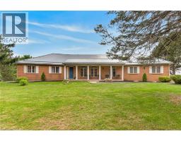 4pc Bathroom - 7011 Dickenson Road E, Mount Hope, ON L0R1W0 Photo 8