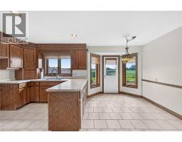 7011 Dickenson Road E, Mount Hope, ON L0R1W0 Photo 17