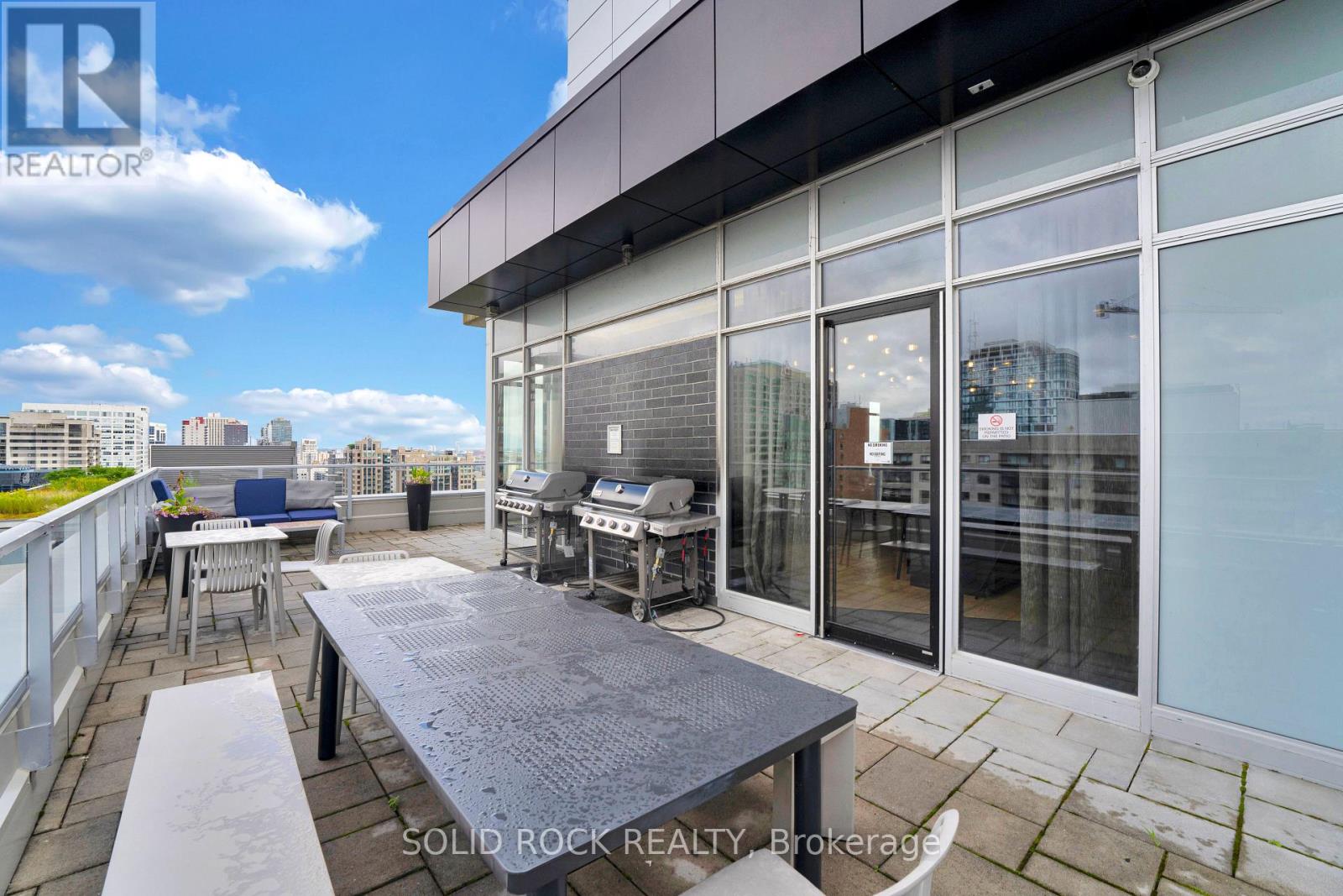 #309 255 BAY STREET - Image 17