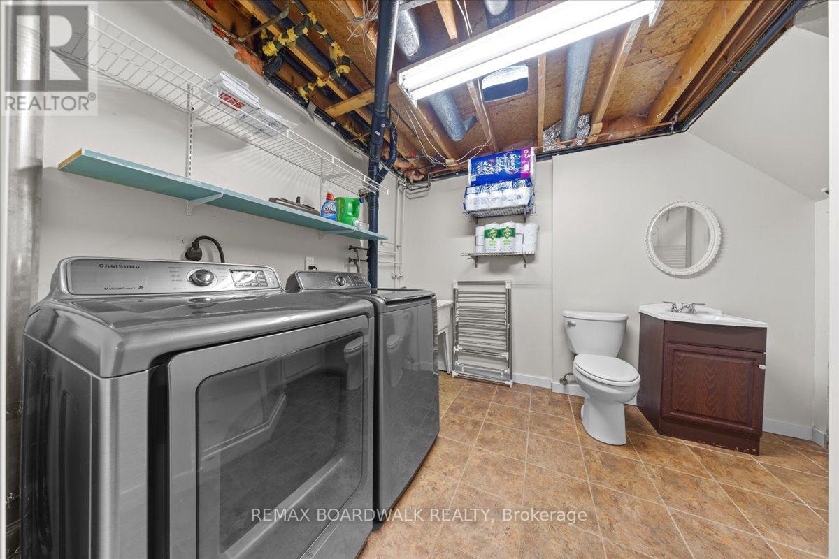 6584 LEGAULT STREET - Image 35