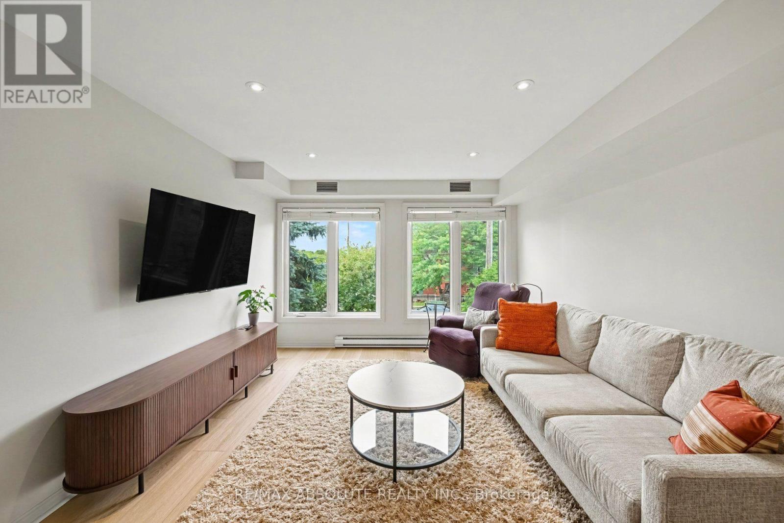 #206 61 JACK CRESCENT - 13