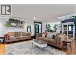 3960 50 Street Ne, Salmon Arm, BC V1E1Y5 Photo 12