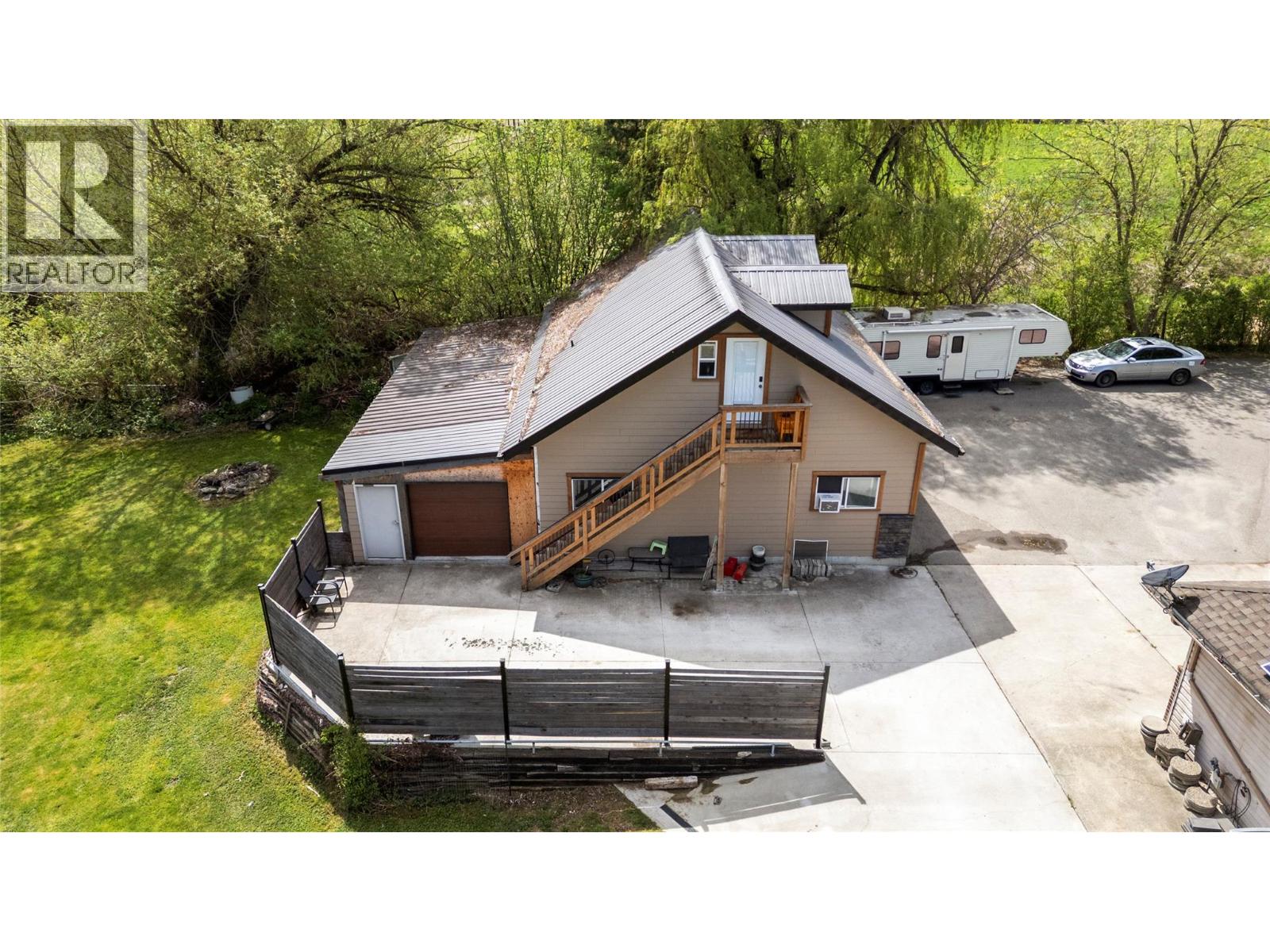 3960 50 Street NE - Image 32